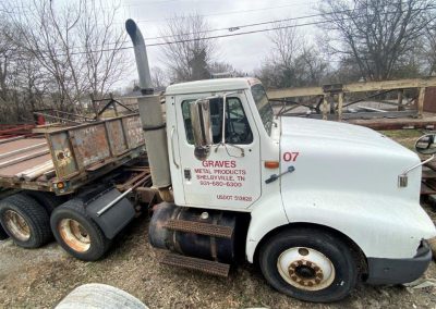 1996 INT. 8200 ROAD TRACTOR (6)