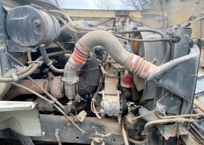 1996 INT. 8200 ROAD TRACTOR (9)