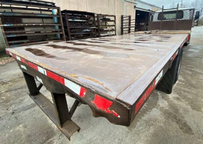 2003 INT. 4300 FLATBED (12)