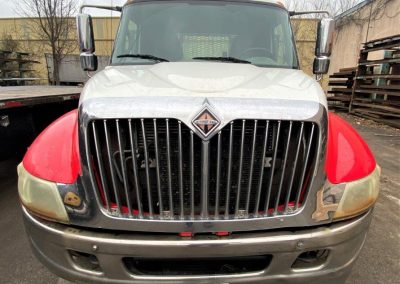 2003 INT. 4300 FLATBED (2)