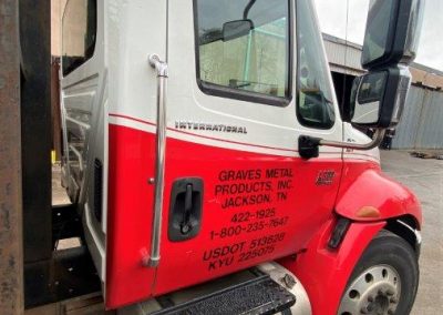 2003 INT. 4300 FLATBED (4)