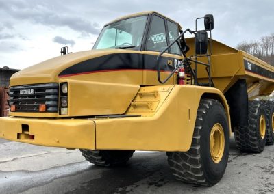 2006 CAT 740 (2)