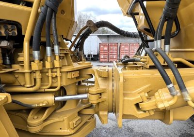 2006 CAT 740 (26)