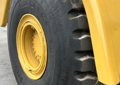 2006 CAT 740 (9)
