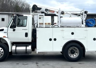 2012 INT. MECHANICS TRUCK (1)