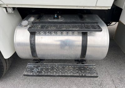 2012 INT. MECHANICS TRUCK (18)