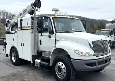2012 INT. MECHANICS TRUCK (4)